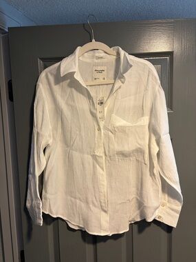 Abercrombie & Fitch White Oversized Crinkle Rayon Button Shirt XS
